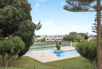 Conjunto Tur  stico de Alporchinhos has Balcony rooms