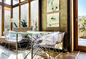 Bedrouse Apartments - Zwierzyniecka Lofts - Old Town allows 18 year olds to book a room