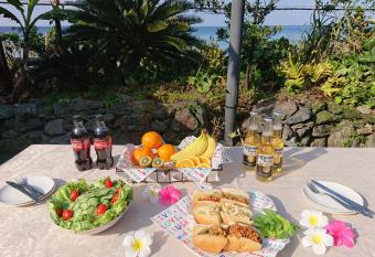 Maribu Beach House allows 18 year olds to book a room