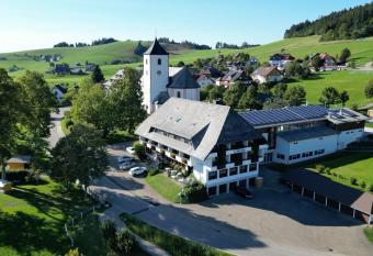 Hotel Kreuz H  hengasthof has Balcony rooms