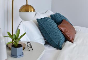 Lolo Pass allows 18 year olds to book a room