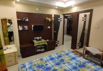 urban village guest house couple friendly has Smoking/Balcony rooms