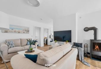 Sea & Sand allows 18 year olds to book a room