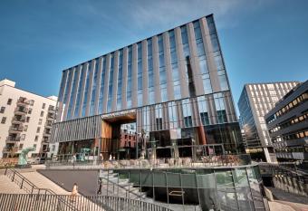 Quality Hotel Hasle Linie allows 18 year olds to book a room