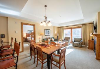 Kid-Friendly 2 bedroom 3 bathroom condo - Slopeside condo has Balcony rooms