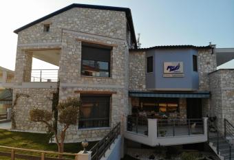 PEGASUS sea view Luxury apartments has Balcony rooms