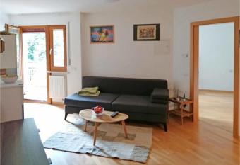 Apartment Veronika has Balcony rooms