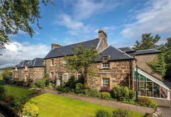 The Manor House Hotel allows 18 year olds to book a room