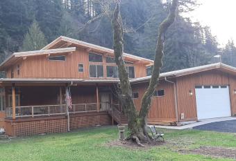 Angels Rest B&B Lavender Farm has Balcony rooms
