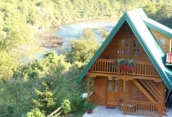 Motel Bavaria has Balcony rooms