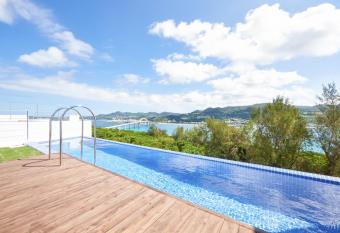 E-horizon Resort Premium       B allows 18 year olds to book a room