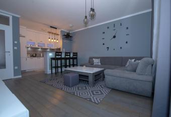 Athena Apartman has Balcony rooms