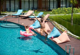 Aloft Bali Kuta at Beachwalk allows 18 year olds to book a room