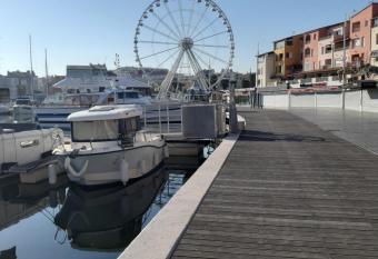 le r  ve RESIDENCE PORT LA MADRAGUE Cap D Agde has Balcony rooms