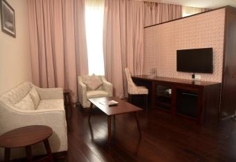 The Orchid Hotel Shimla allows 18 year olds to book a room