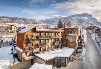 Hotel COTA1110 has Balcony rooms