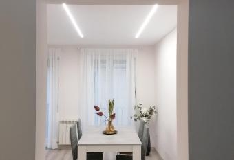 Apartamentos El Cid has Balcony rooms