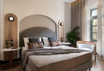 Malmo Historic Hotel allows 18 year olds to book a room