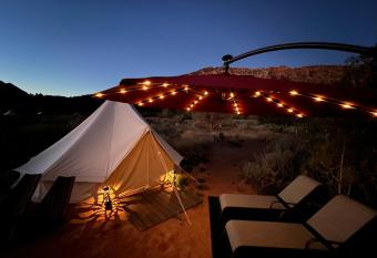 Juniper Grove Camp Zion has Balcony rooms