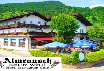 Hotel Almrausch has Balcony rooms