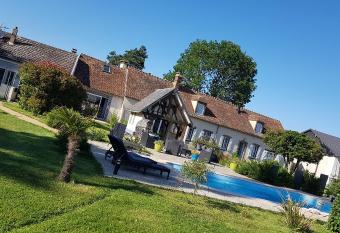 Le Domaine du Moulin 28 has Balcony rooms