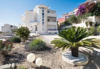 Apartments Bila Villa has Balcony rooms