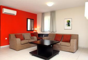 GARBIN 711 MARINA PORTOROZ has Balcony rooms