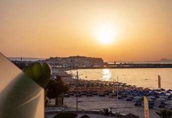 La Vie En Mer Apartments has Balcony rooms