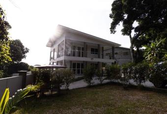 Peponi SelfCatering Apartments has Balcony rooms