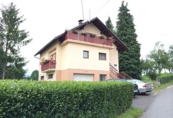 Apartment Andreja has Balcony rooms