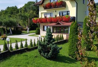 House Palijan has Balcony rooms