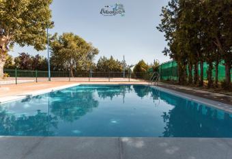 Albergue Multiaventura Active Andalucia allows 18 year olds to book a room
