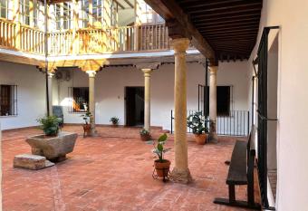 Apartamentos Centro del VINO Tandal has Balcony rooms