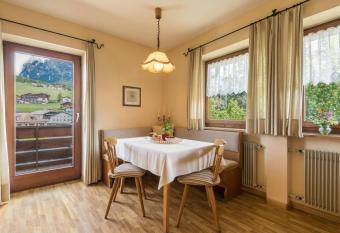 Ferienwohnung 4 Vikoler has Balcony rooms