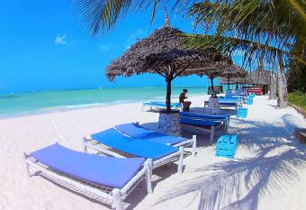 Waikiki Resort Zanzibar allows 18 year olds to book a room