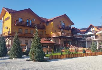 Pensiunea Doina has Balcony rooms