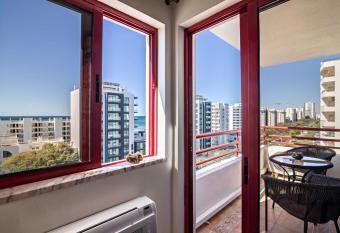 Apartamento Castelo de Batalha 7 has Balcony rooms