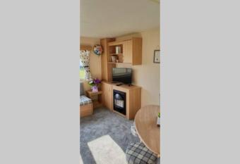 8 berth caravan on the fab Presthaven beach resort allows 18 year olds to book a room