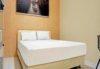 OYO Life 90315 Dominique Housing Syariah allows 18 year olds to book a room