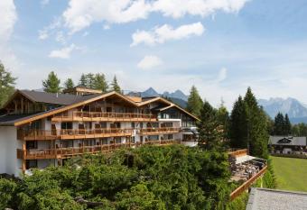 Natur & Spa Hotel L  rchenhof has Balcony rooms