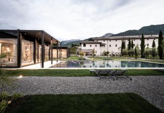 Monastero Arx Vivendi has Balcony rooms