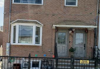 habitacion de alojamiento has Balcony rooms