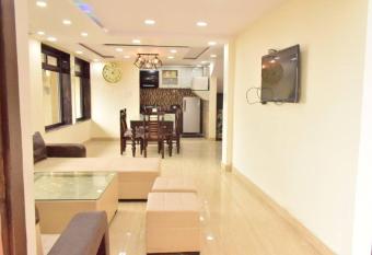Rudhraksh Villa 4BR- Perfect Vacay Villa allows 18 year olds to book a room