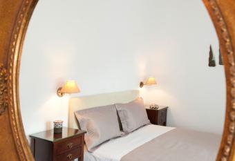 Tsakanos Apartments has Balcony rooms