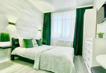 Green room                                      allows 18 year olds to book a room