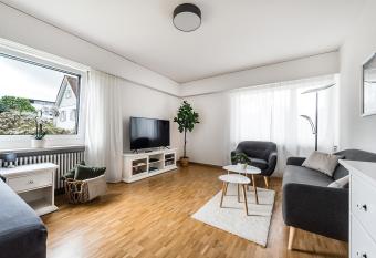 Cooldis 1 has Balcony rooms