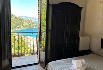B&B La Bastia has Balcony rooms