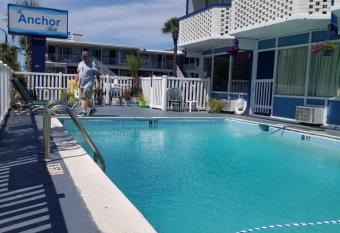 The anchor hotel has Balcony rooms