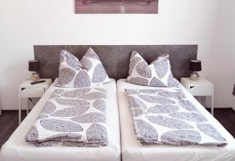 Betterhome Apartments am Stadion has Balcony rooms