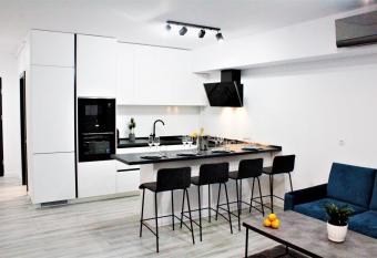 WHITE VIBE allows 18 year olds to book a room